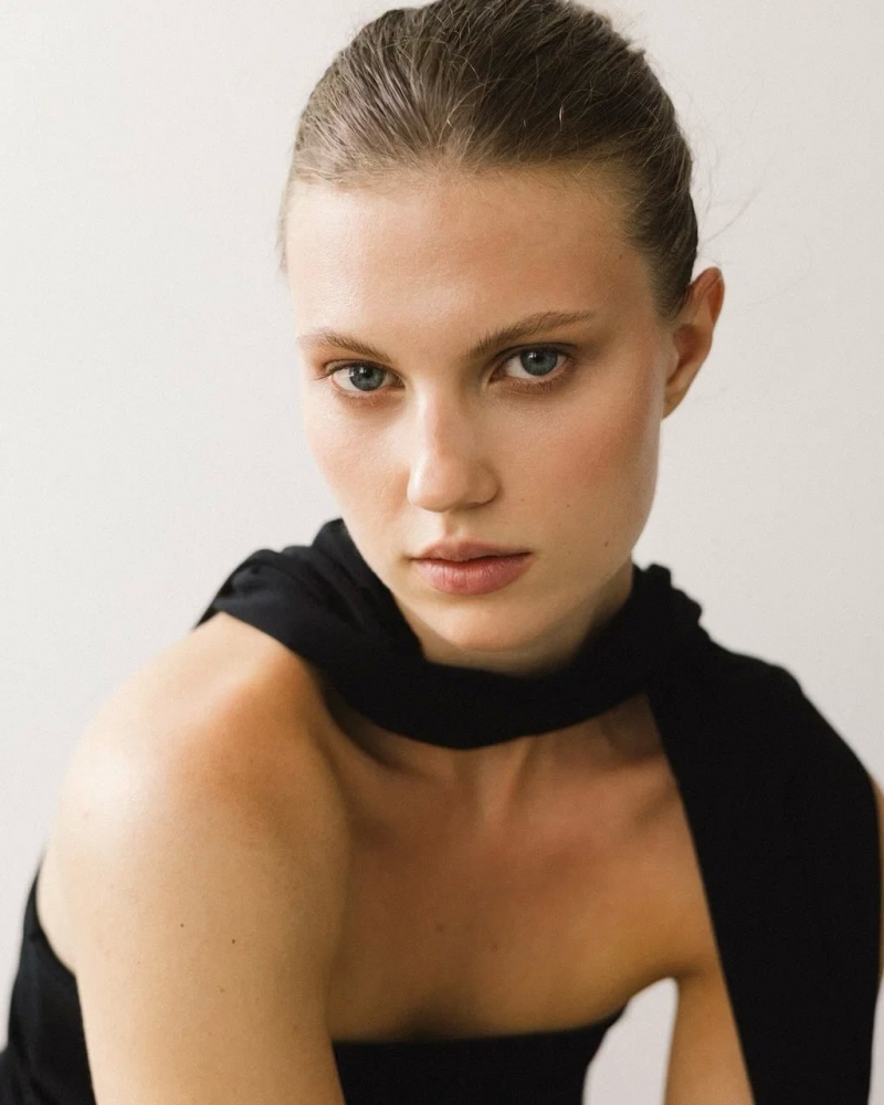 ANGELINA 